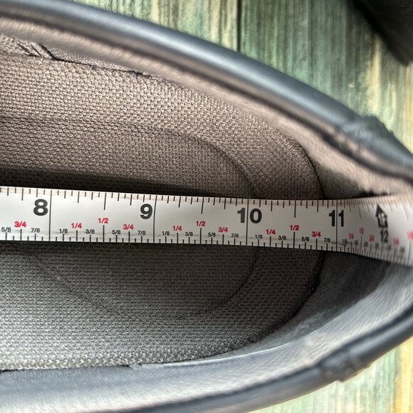 Keen Slip On Shoes Womens Size 10.5W Black Leather Casual Loafers Sneakers - Picture 7 of 10